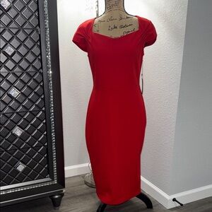Chic Scarlet Midi Dress